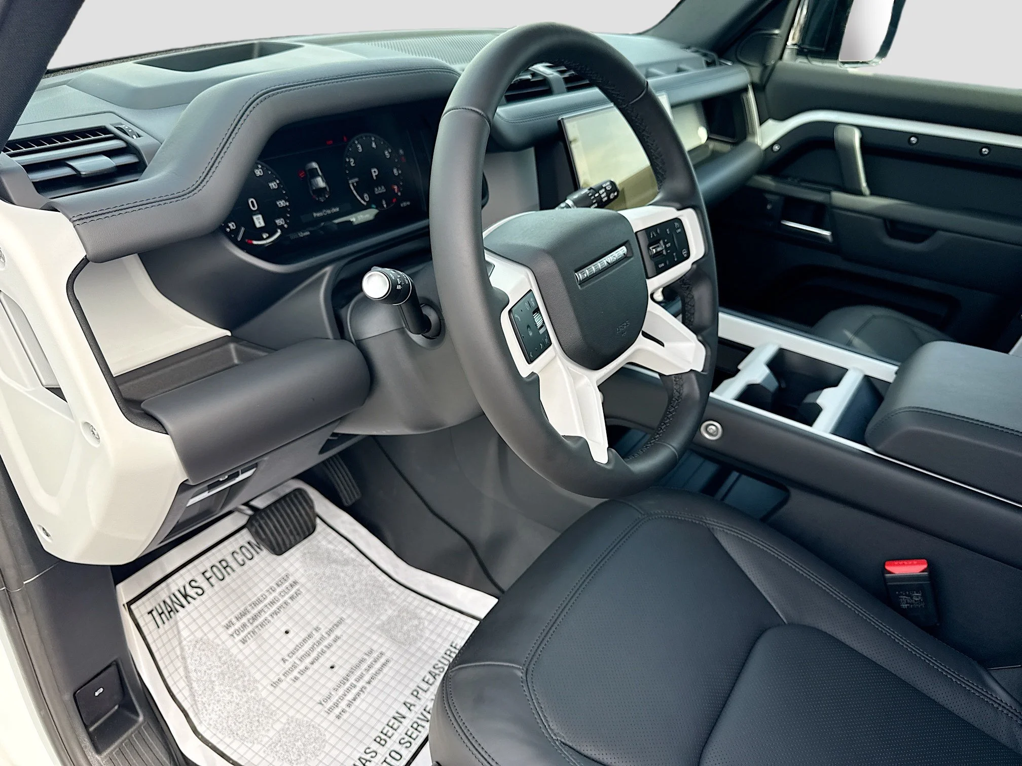 New 2026 Fuji White Land Rover X-Dynamic SE image 26