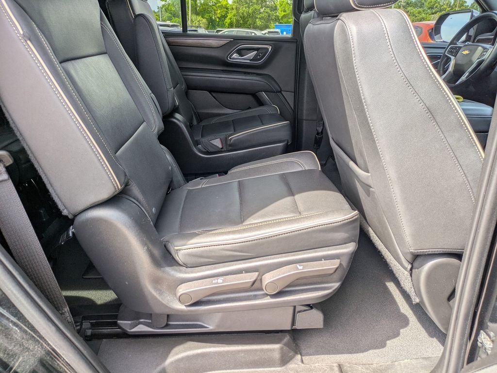 Used 2023 Black Chevrolet Premier image 27