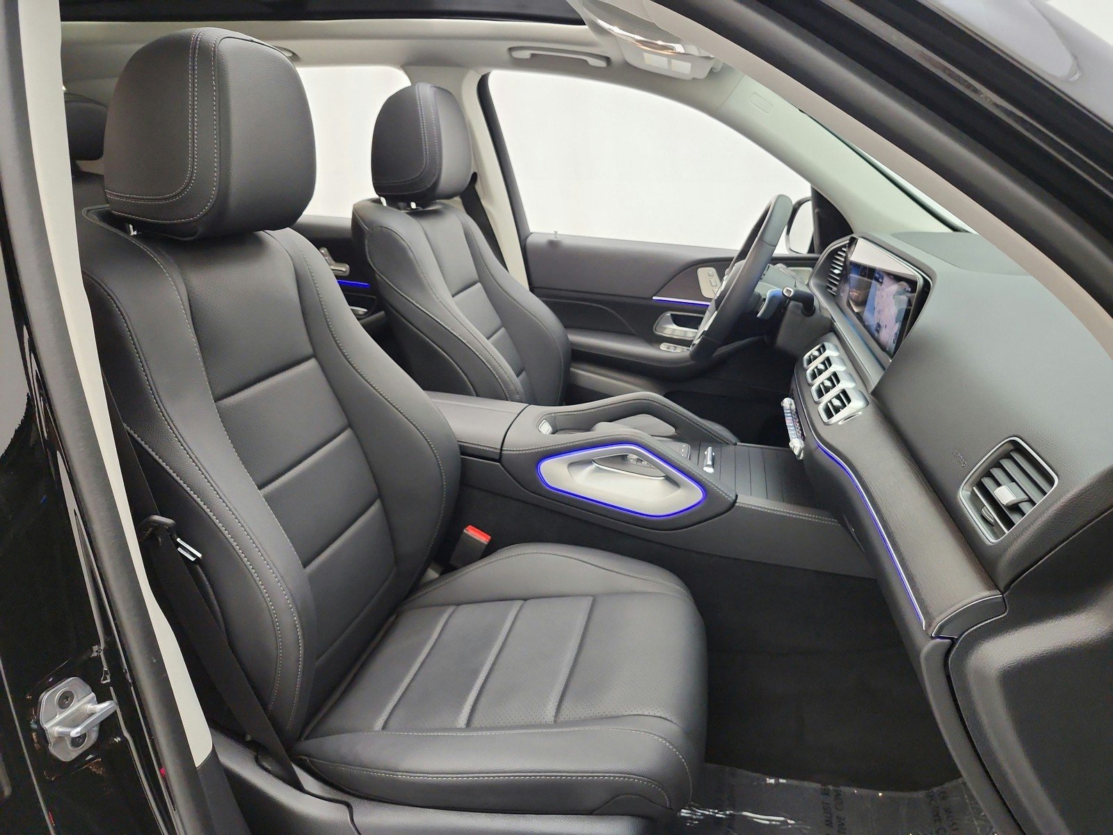Certified Used 2024 Black Mercedes-Benz GLE 450 4MATIC® SUV image 19