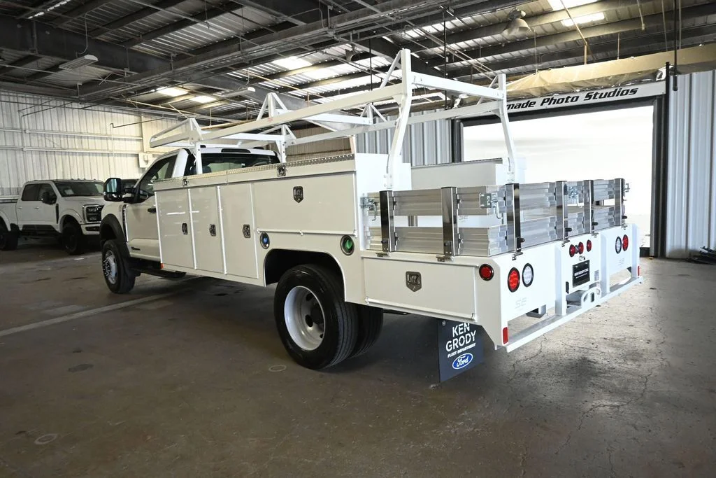New 2026 Oxford White Ford XL image 7