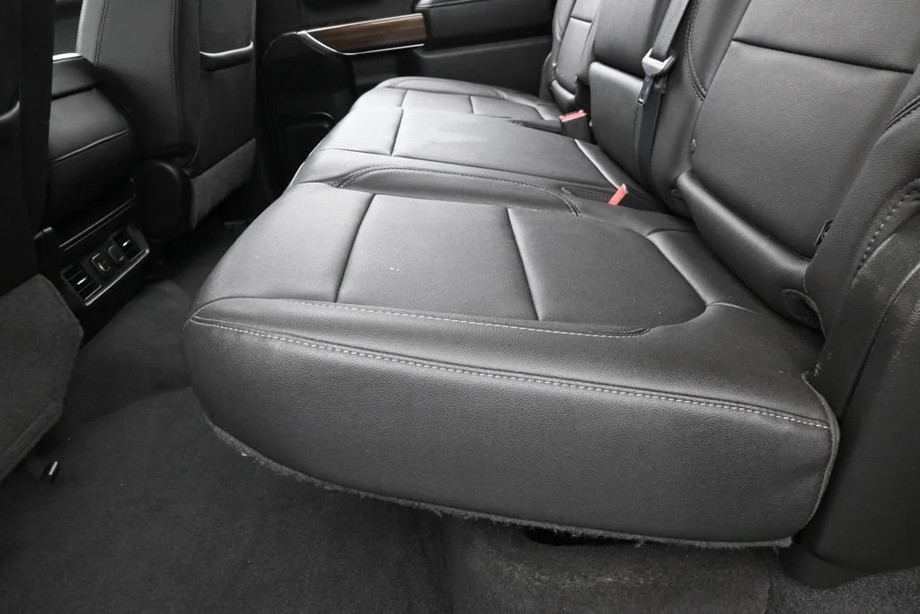 Used 2019 Black Chevrolet LT image 30