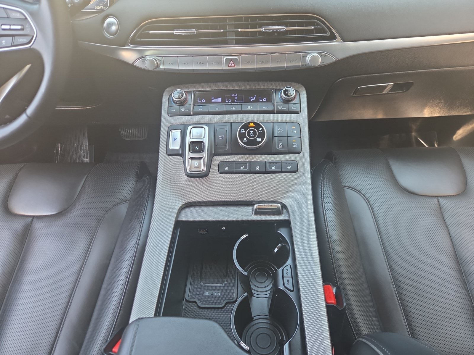 2022 Hyundai Palisade Limited - Photo 11