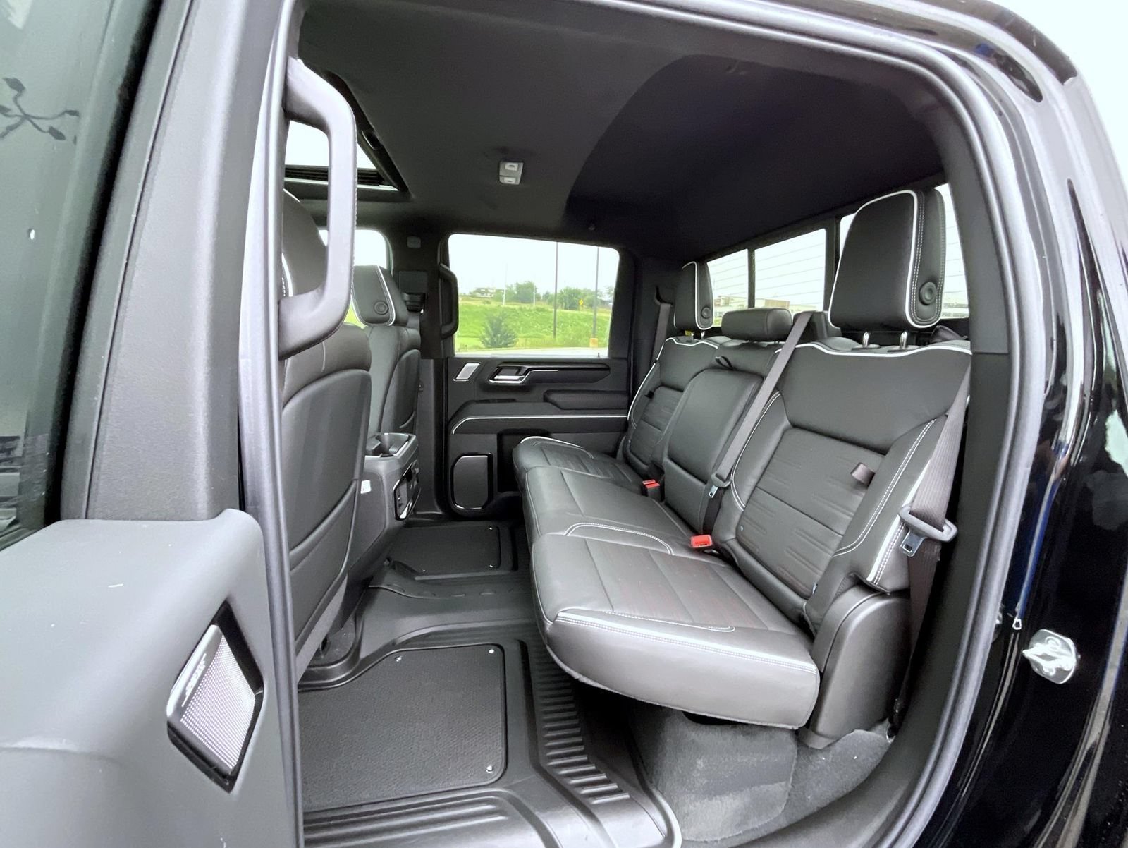 2026 GMC Sierra 2500HD AT4X - Photo 19