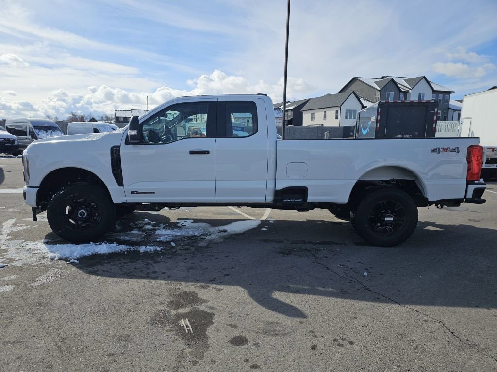 New 2026 Oxford White Ford XL/STX image 21