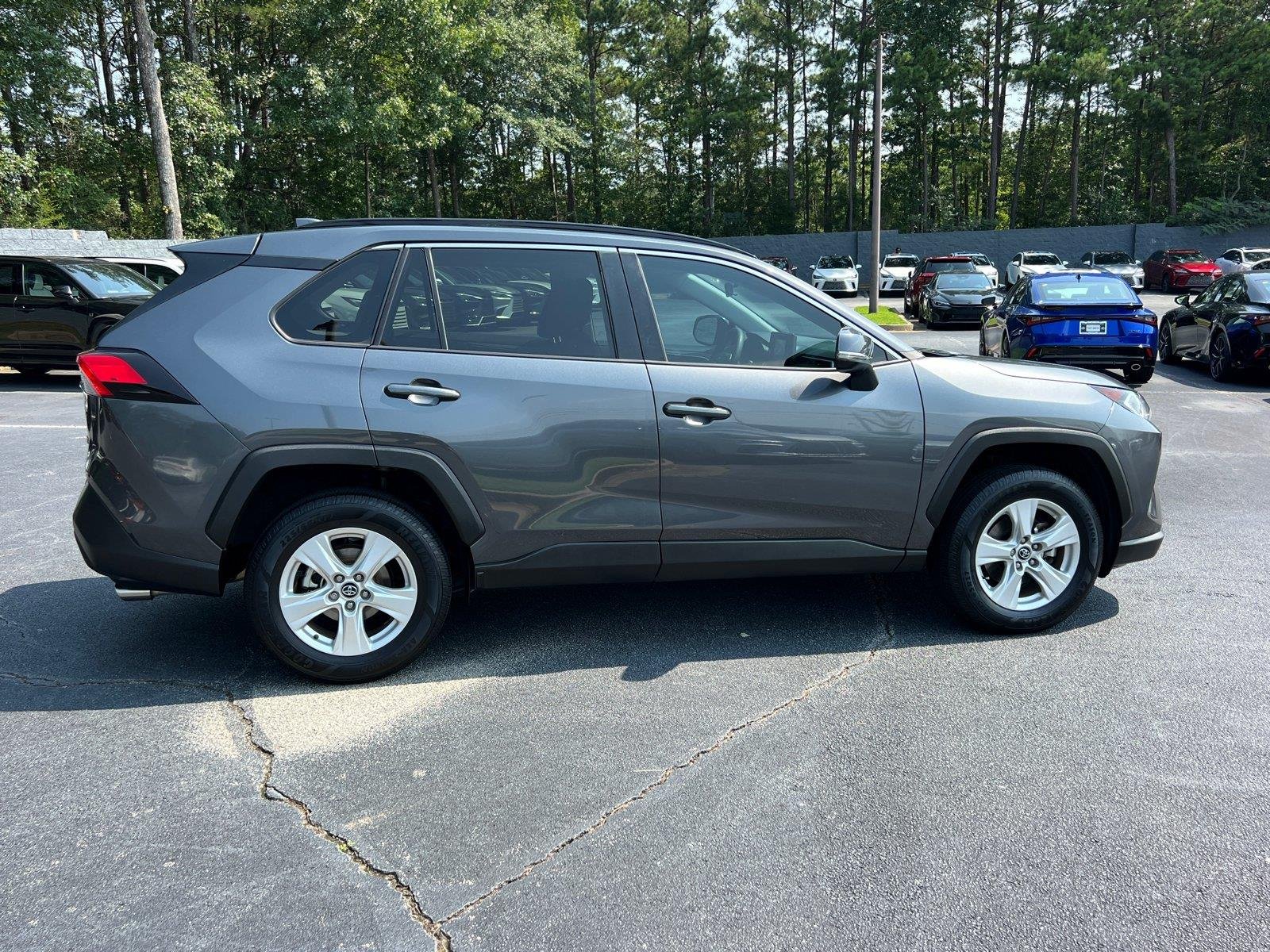 Used 2020 Magnetic Gray Metallic Toyota XLE image 4