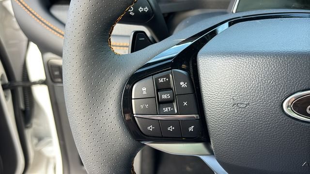 New 2026 Star White Metallic Tri-Coat Ford Tremor image 15