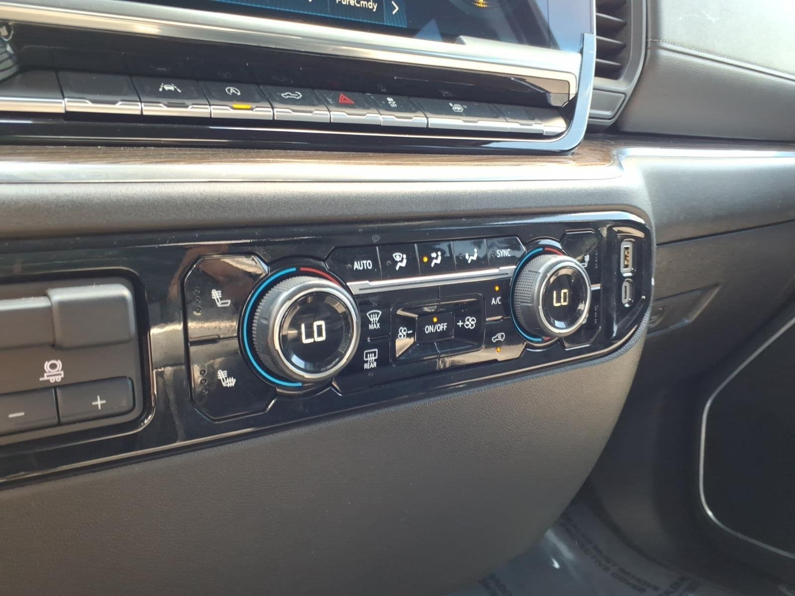 Used 2025 Black Chevrolet LT image 26