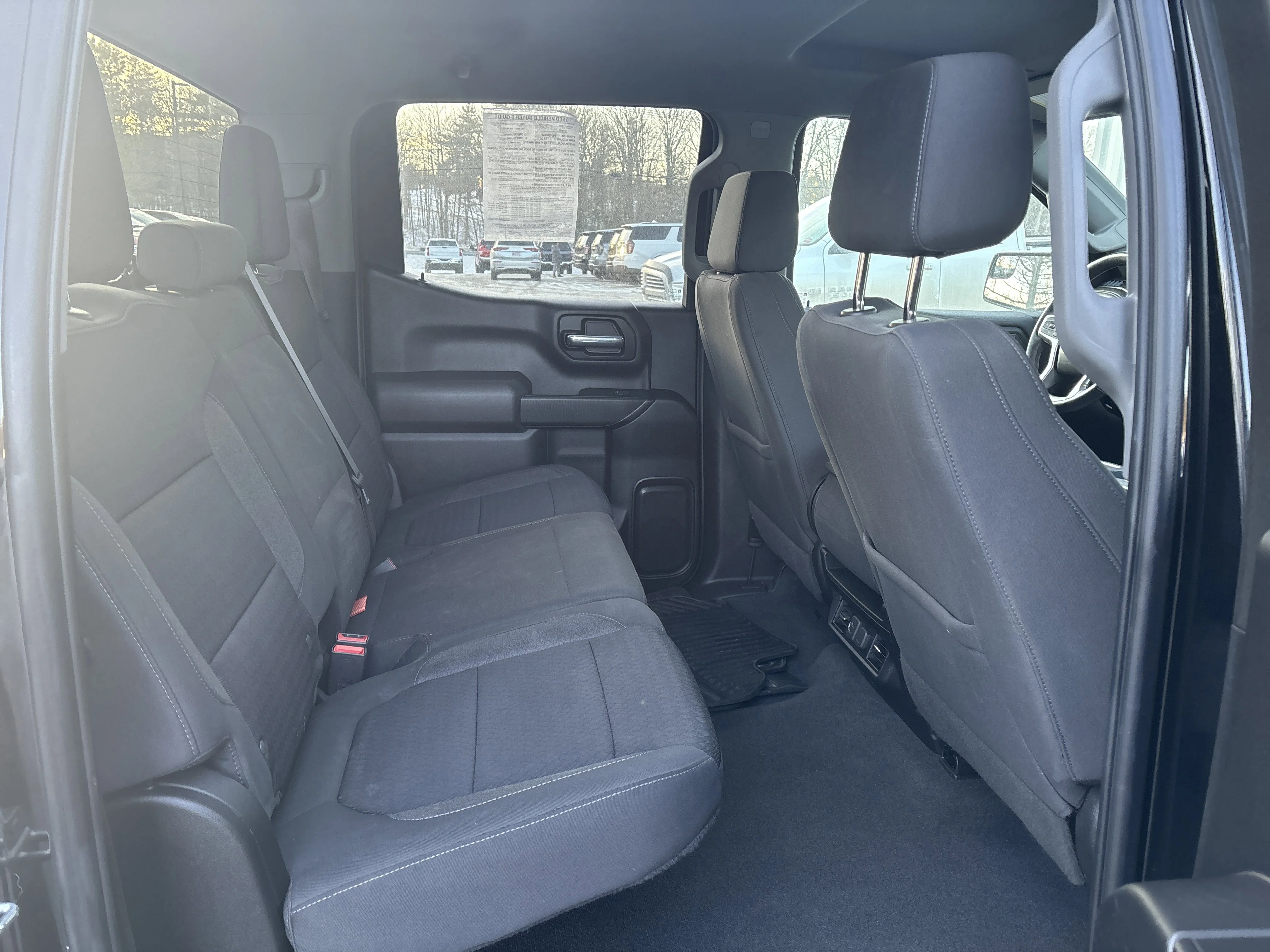 2022 Chevrolet Silverado 1500 LT - Photo 13