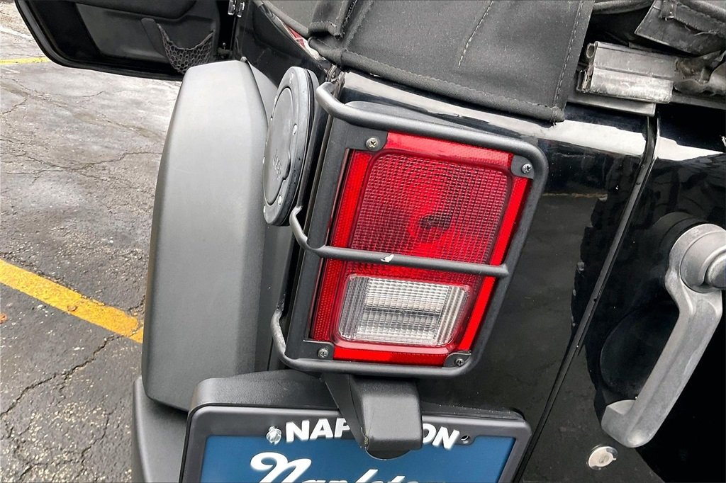 2016 JEEP WRANGLER - Image 24