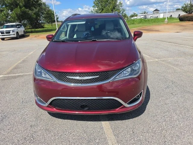 Used 2017 Red Chrysler Touring L Plus image 4