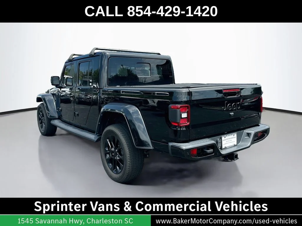 Used 2021 Black Jeep Overland image 3