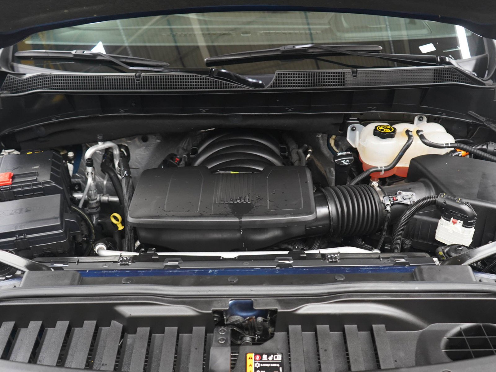 Used 2022 Northsky Blue Metallic Chevrolet LT image 30