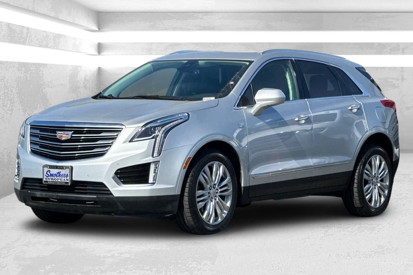 Used 2018 Silver Cadillac Premium Luxury image 8