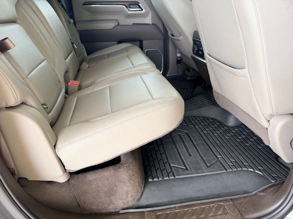 Used 2025 Silver GMC SLT image 36
