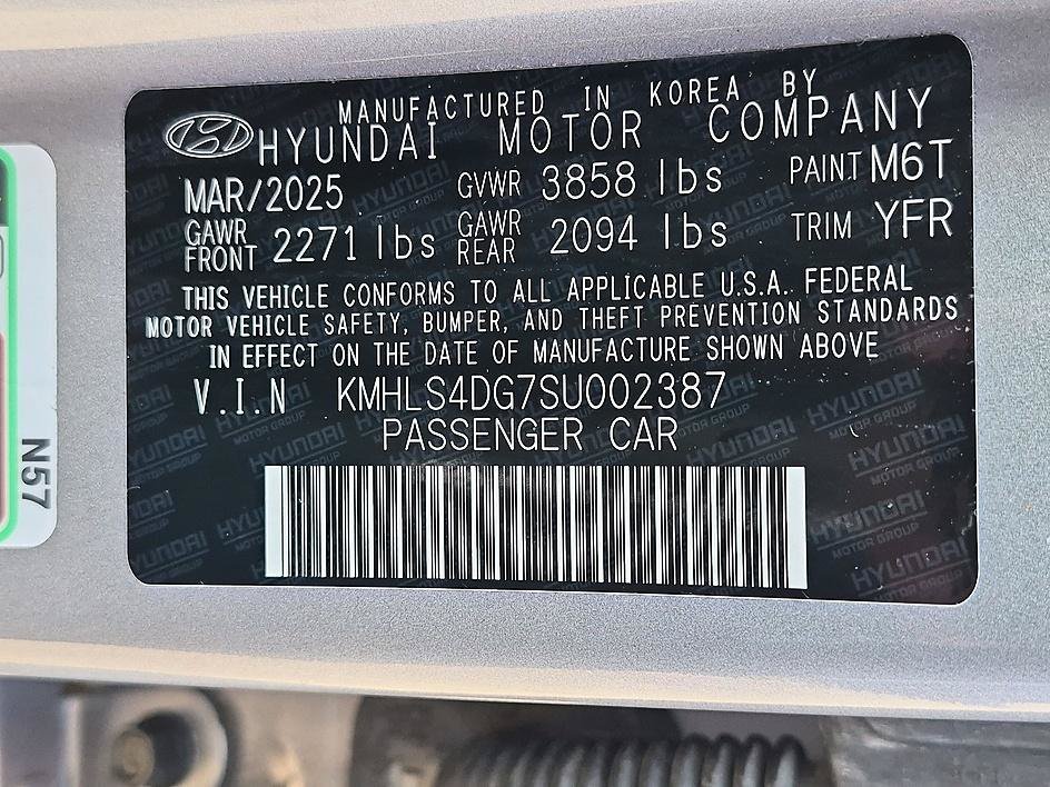 Used 2025 Fluid Metal Hyundai SEL Convenience image 38