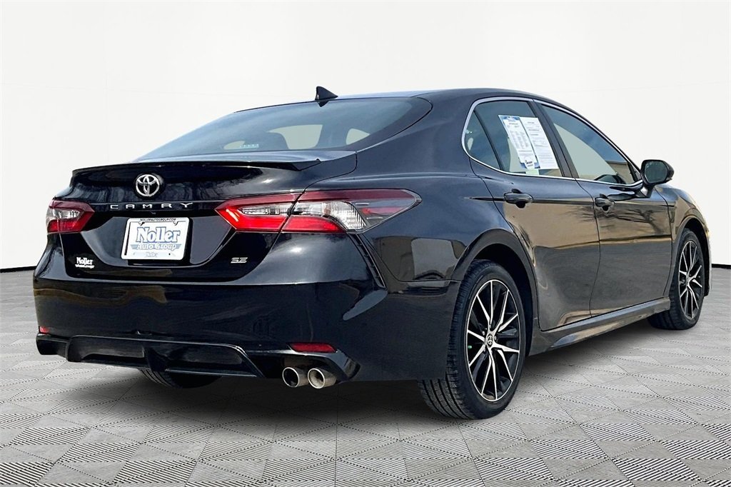 Used 2023 Toyota Camry SE with VIN 4T1G11AK7PU746798 for sale in Kansas City