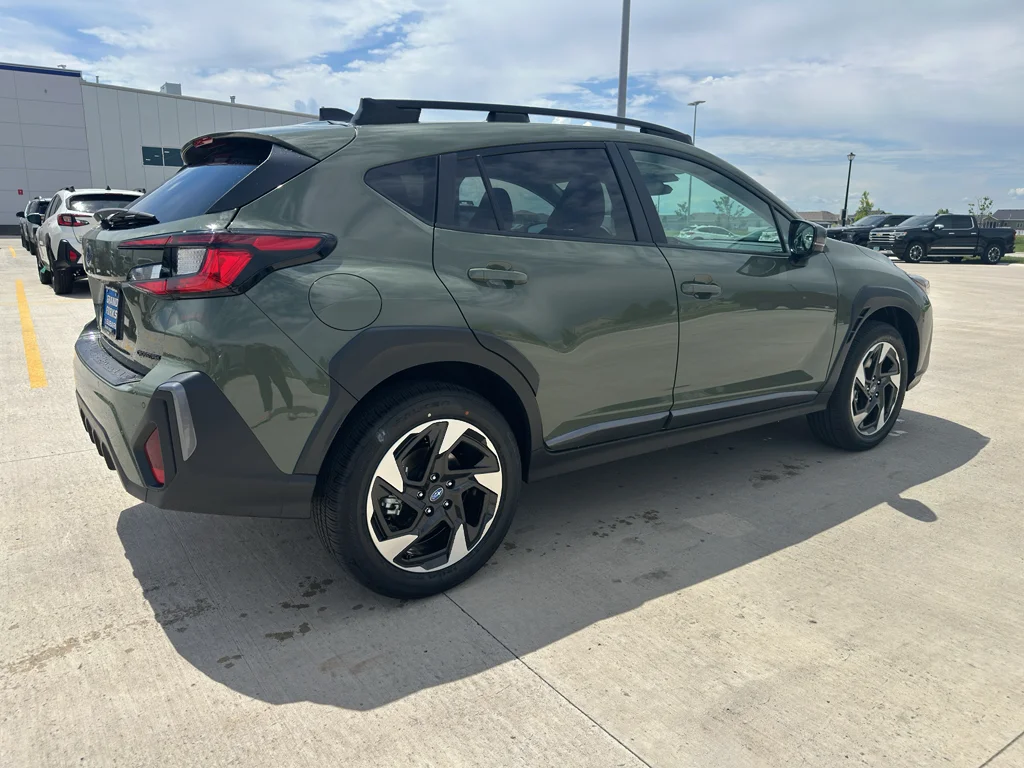 New 2026 ALPINE GREEN Subaru Limited image 5
