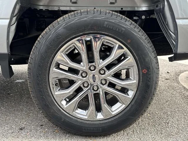 New 2026 Iconic Silver Metallic Ford XLT image 15