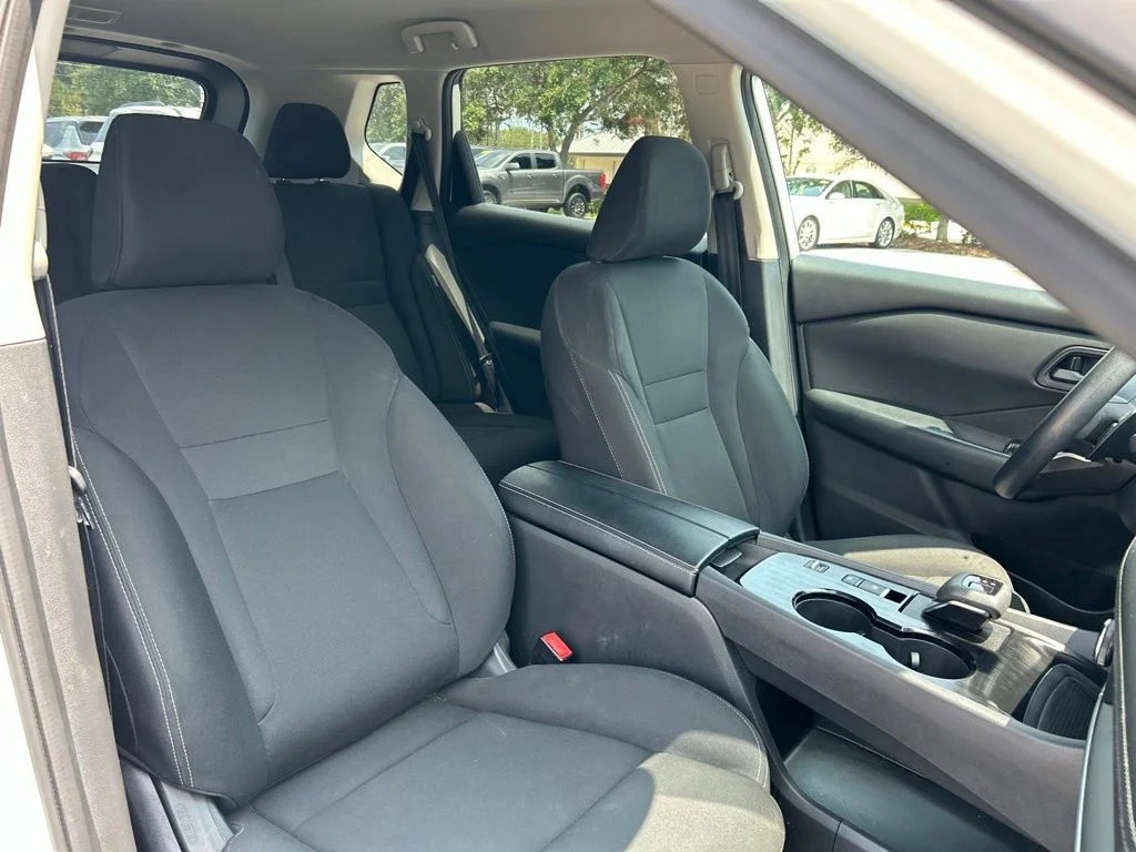 Certified Used 2024 White Nissan S image 43