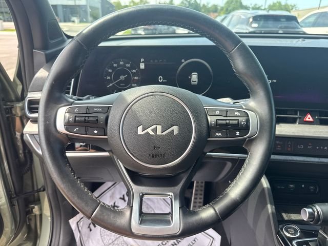 Used 2023 Green Kia X-Pro image 16