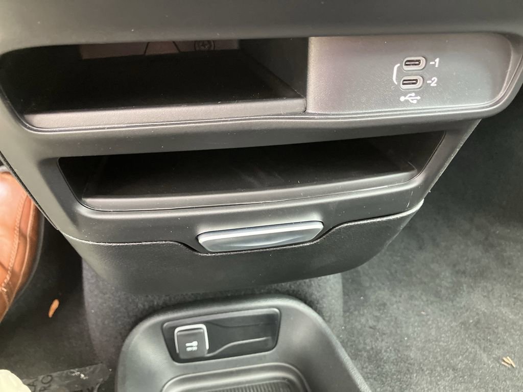 2026 Chrysler Pacifica Select - Photo 21