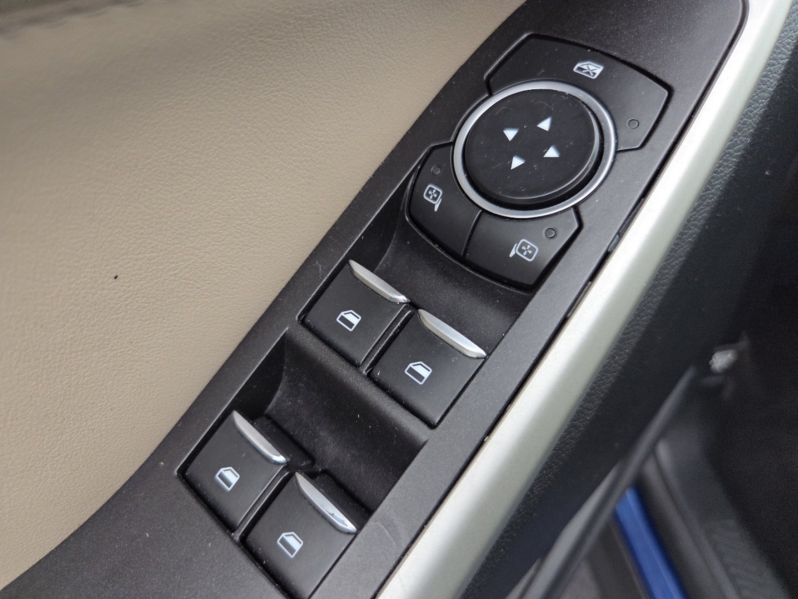 Used 2021 Blue Metallic Ford XLT image 29