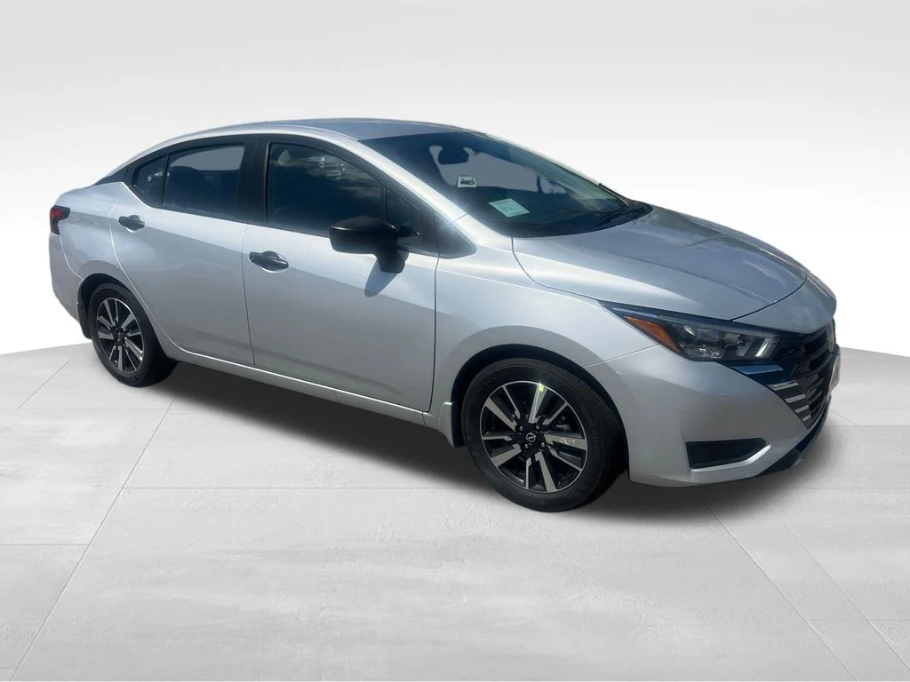 2025 Nissan Versa Sedan S - Photo 8
