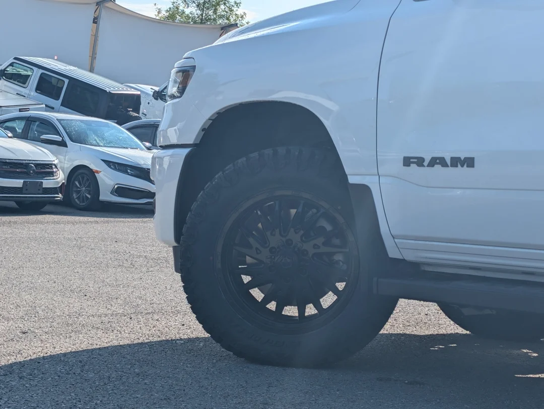 New 2026 White RAM Sport - - 4x4 - 2in Level Kit - Radar Renegade RT Tires on Tis Offroad Wheels - T. Cover & More! image 10