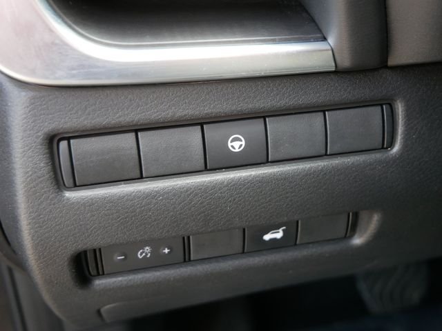 Used 2021 Black Nissan SL image 17