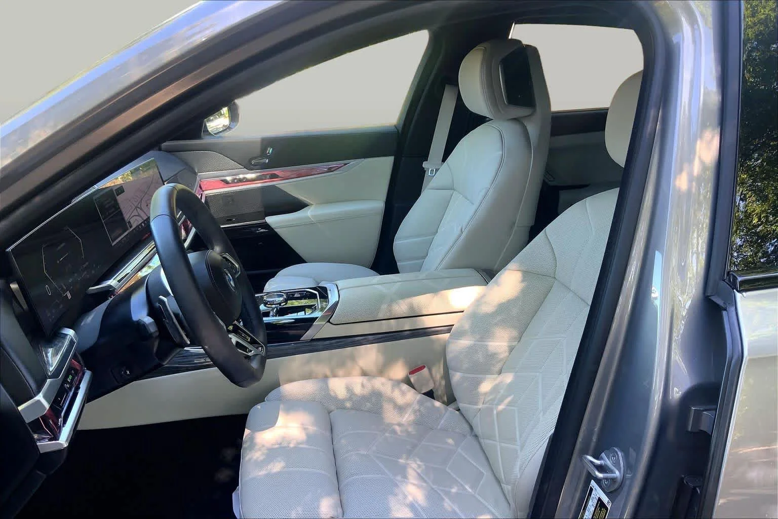 Certified Used 2023 Oxide Grey Metallic BMW 760i xDrive image 8