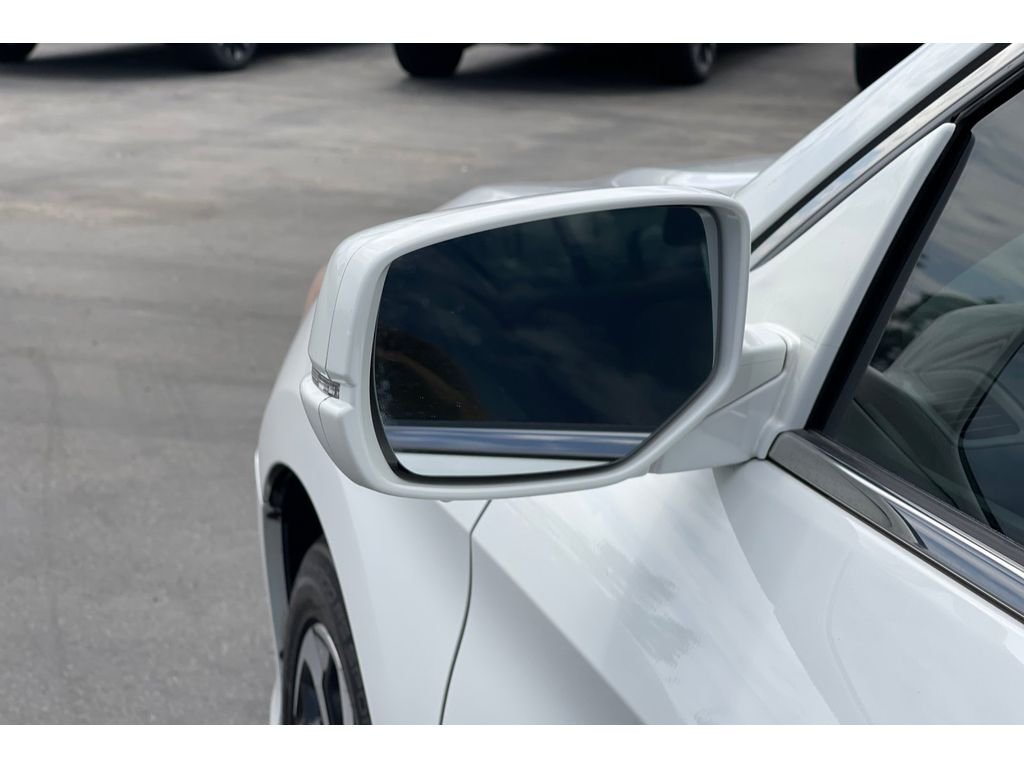 Used 2017 White Orchid Pearl Honda EX image 11