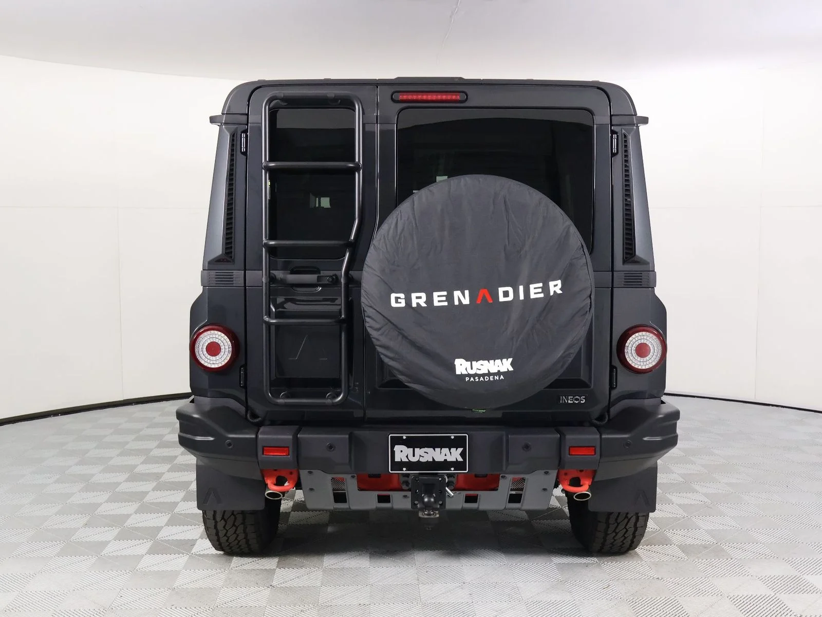 New 2026 Donny Gray Metallic INEOS Fieldmaster Edition image 5