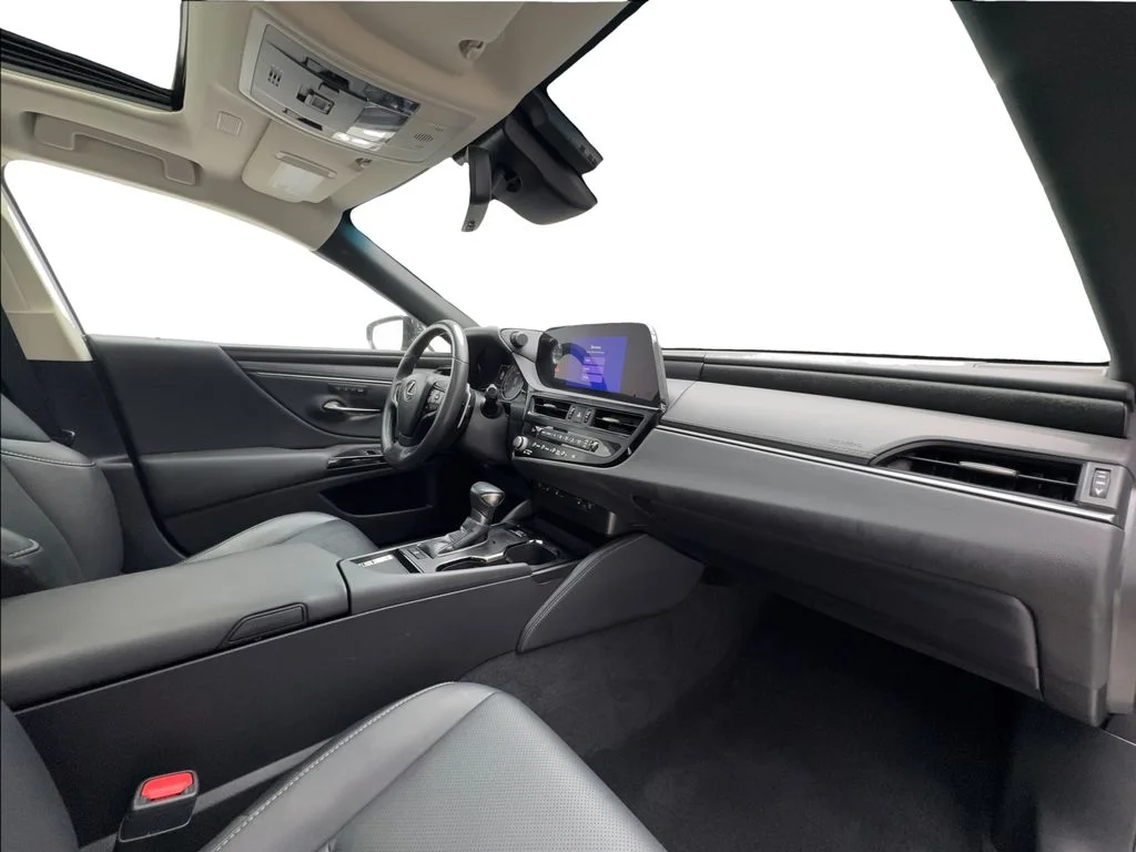 Used 2023 Black Lexus 350 image 32