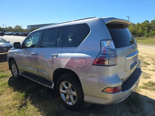 Used 2014 Gray Lexus 460 image 4