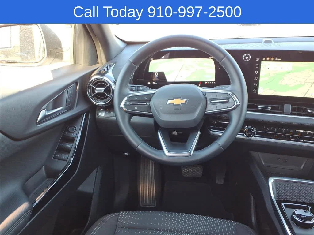Used 2026 Summit White Chevrolet LT image 24