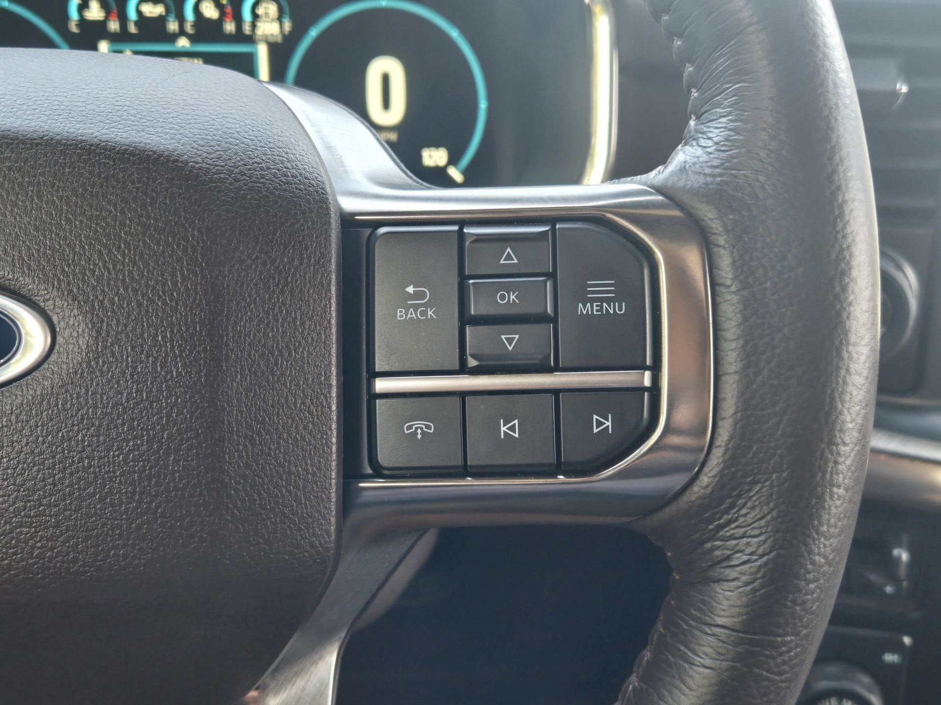Used 2023 Star White Metallic Tri-Coat Ford King Ranch image 26