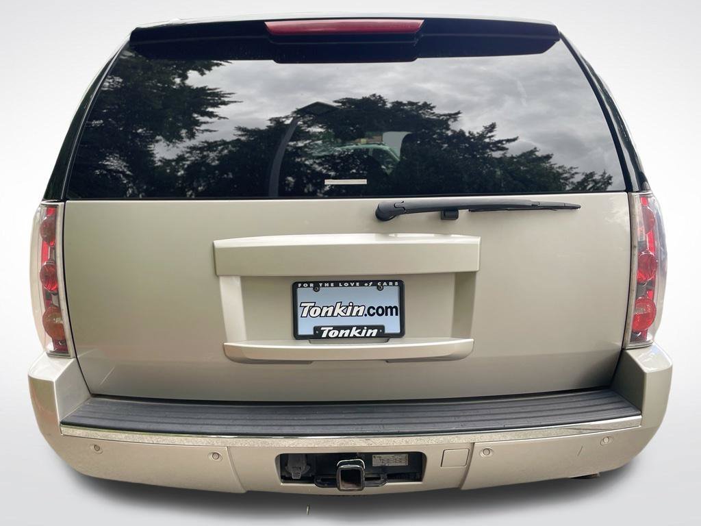 Used 2007 Silver Birch Metallic GMC Denali image 4