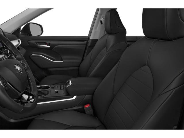 Used 2020 White Toyota XLE image 9