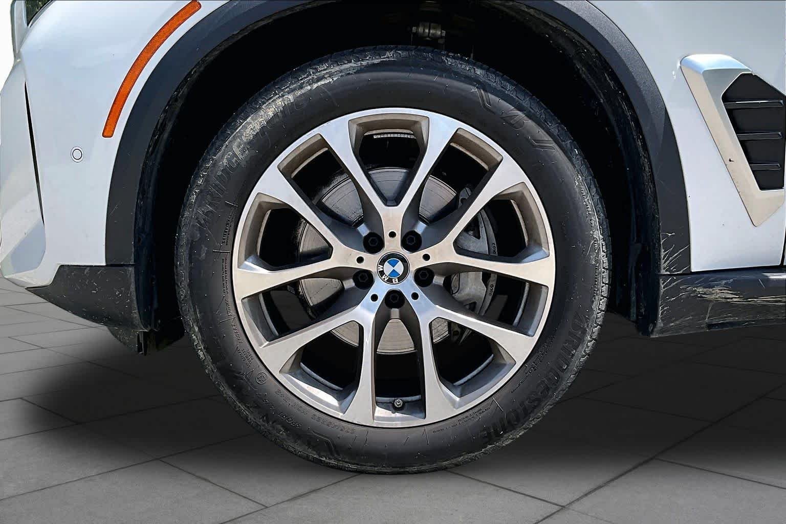 Used 2026 Alpine White BMW xDrive40i image 11