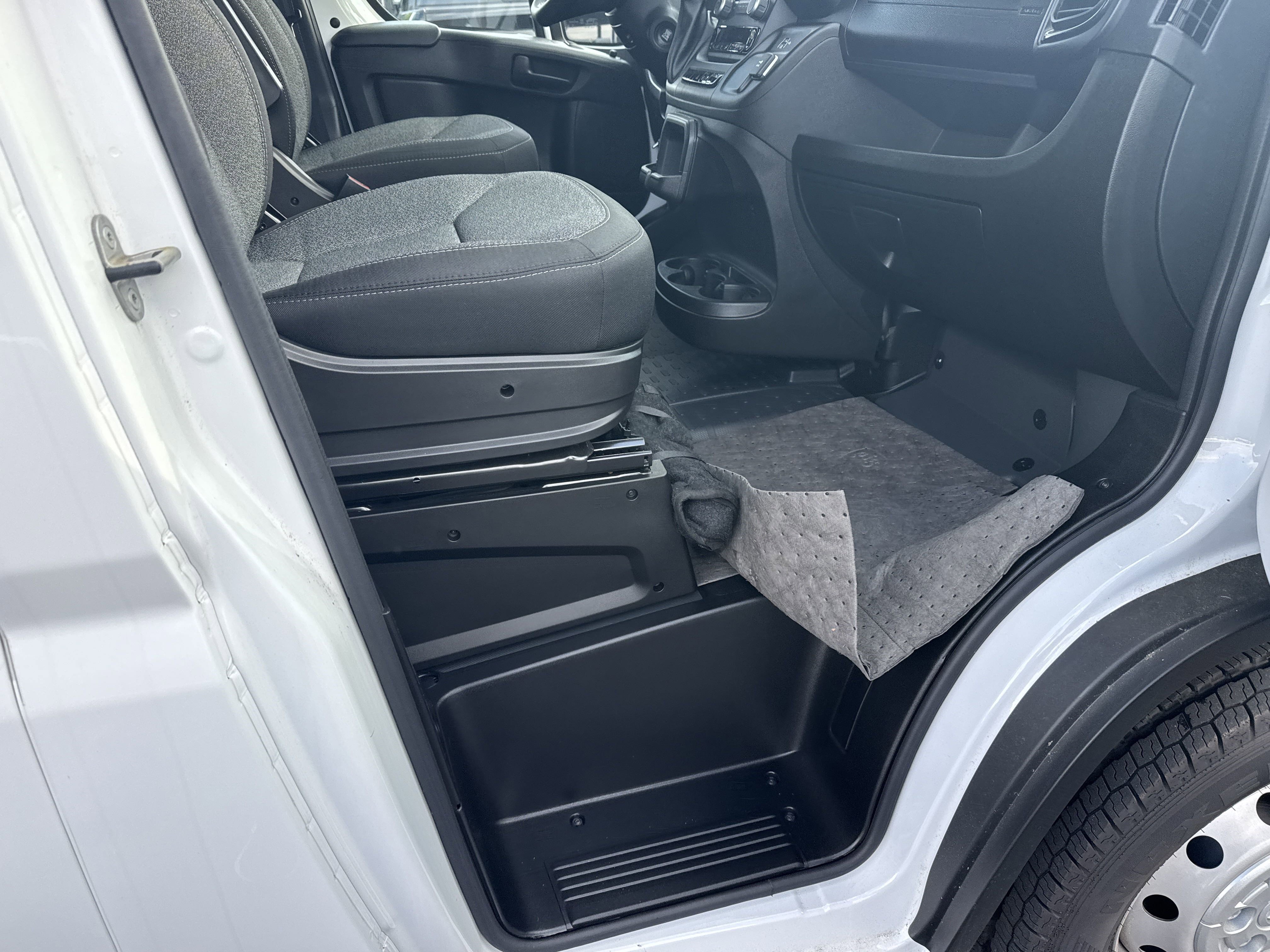 New 2023 Bright White Clearcoat Ram 3500 image 18