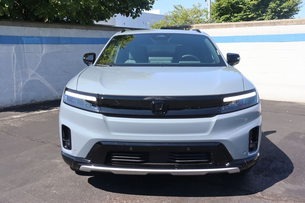New 2026 Sonic Gray Pearl Honda Touring image 8