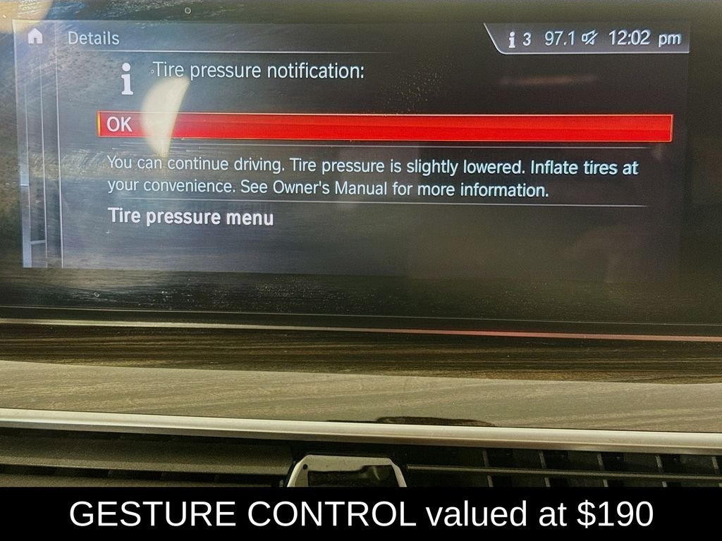 Used 2017 Carbon Black Metallic BMW 540i image 17