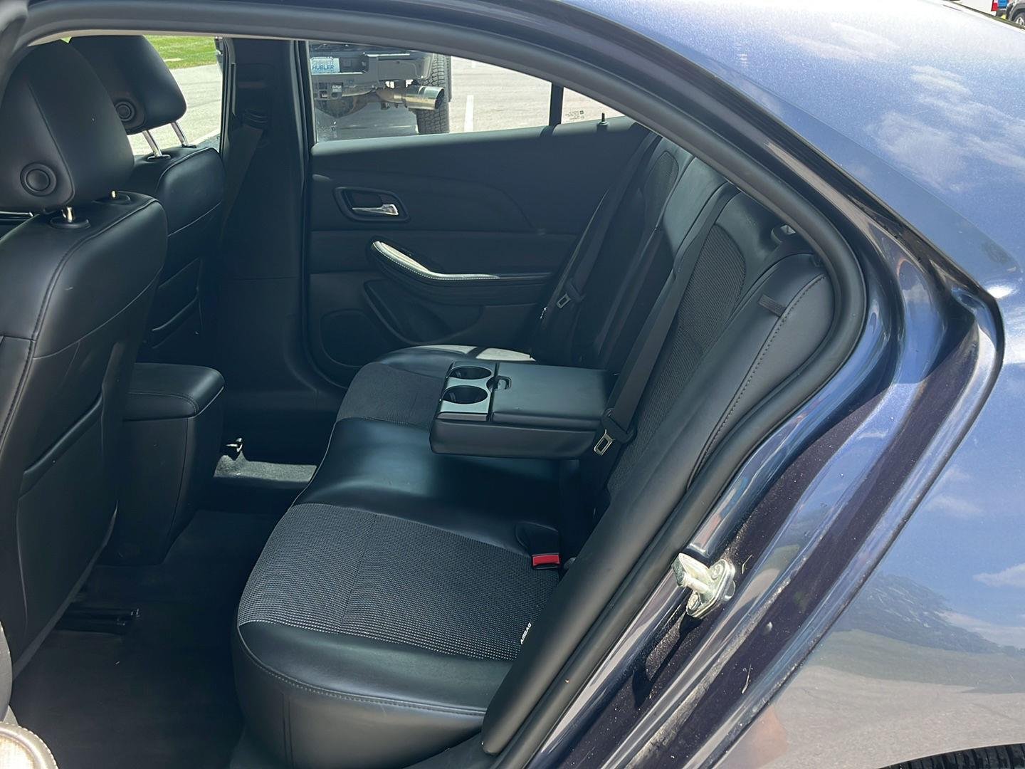 Used 2015 ATLANTIS BLUE METALLIC Chevrolet LT image 25
