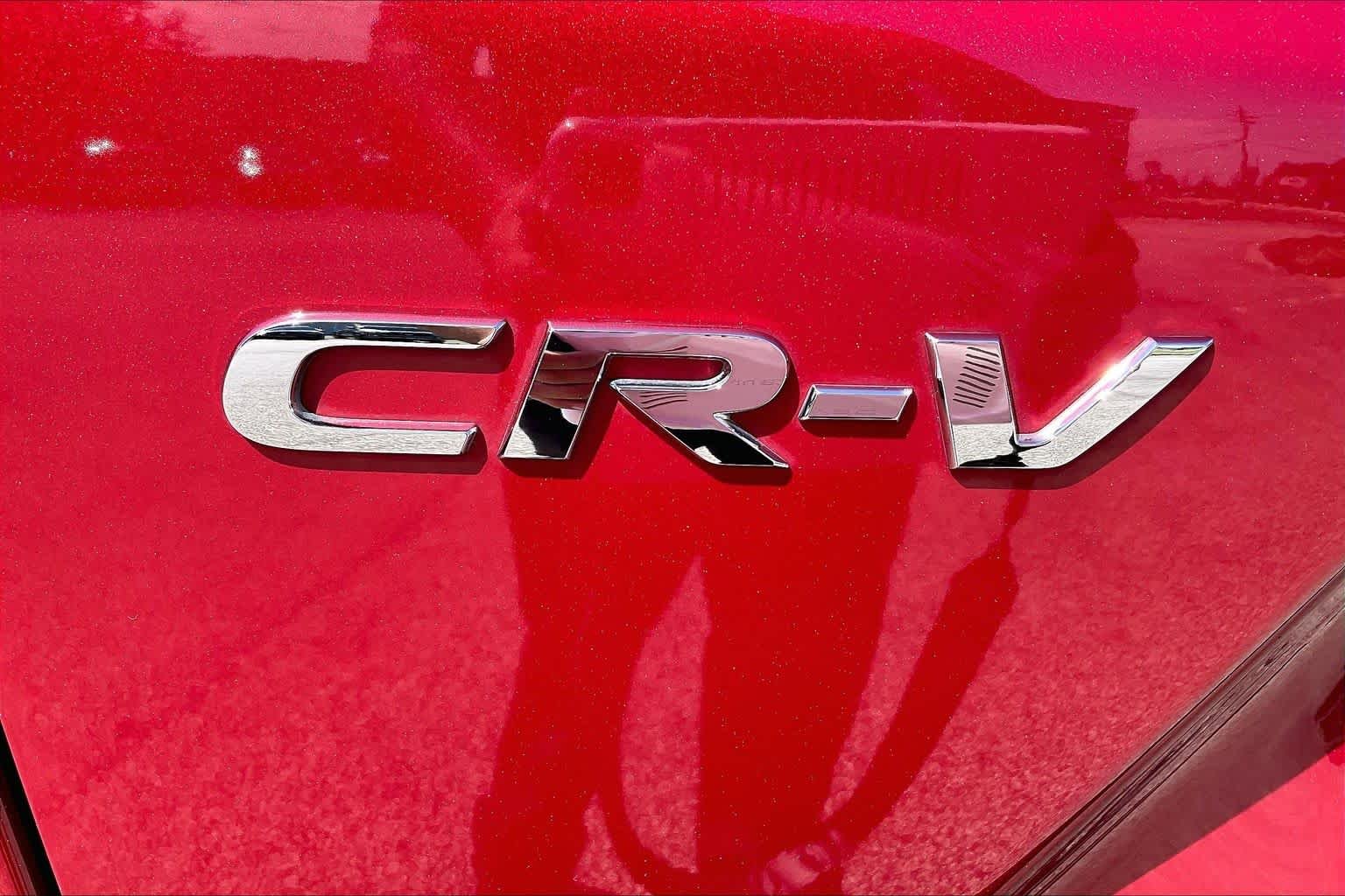 Used 2022 Radiant Red Metallic Honda Touring image 10
