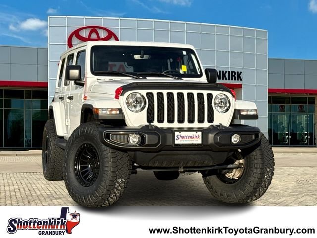 Used 2022 White Jeep Unlimited Sahara Altitude image 1