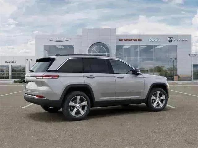 New 2026 Silver Zynith Exterior Paint Jeep Limited image 13