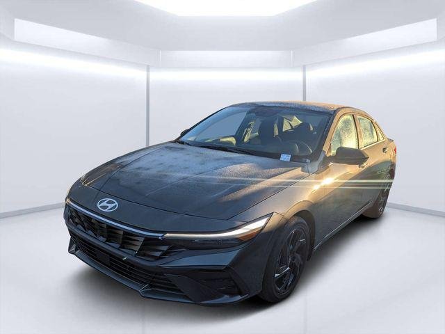 New 2026 Gray Hyundai SEL Sport Premium image 7