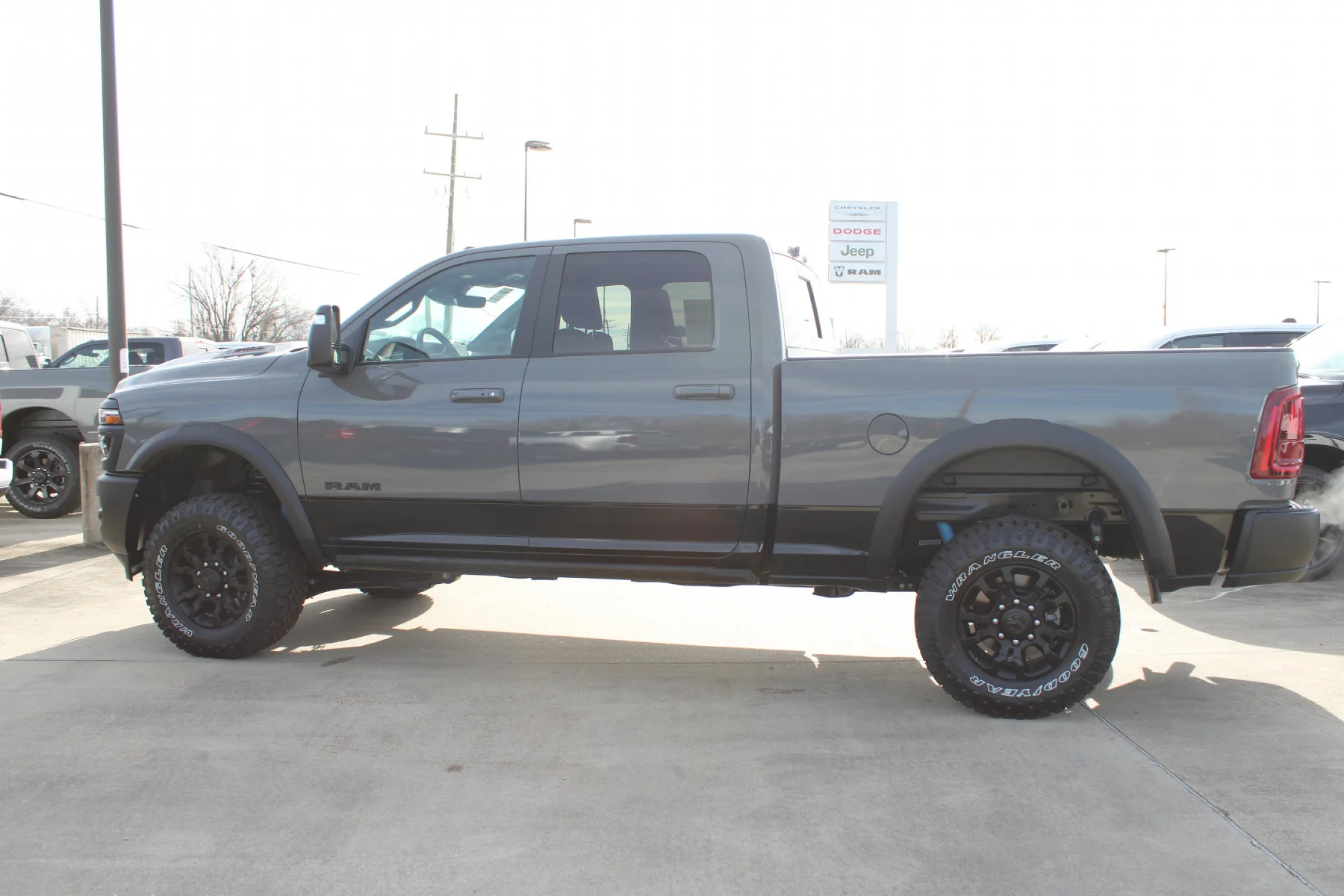 New 2026 Ceramic Gray Clear-Coat Exterior Paint RAM Power Wagon Crew Cab 4x4 image 30