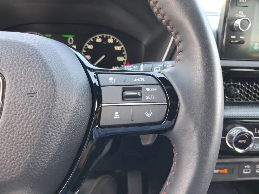 Used 2023  Honda Sport Touring image 33