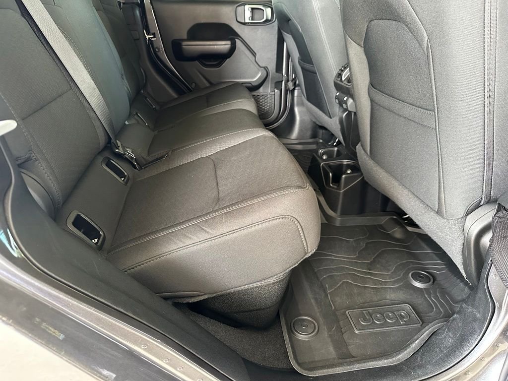 Used 2020 Gray Jeep Altitude image 33